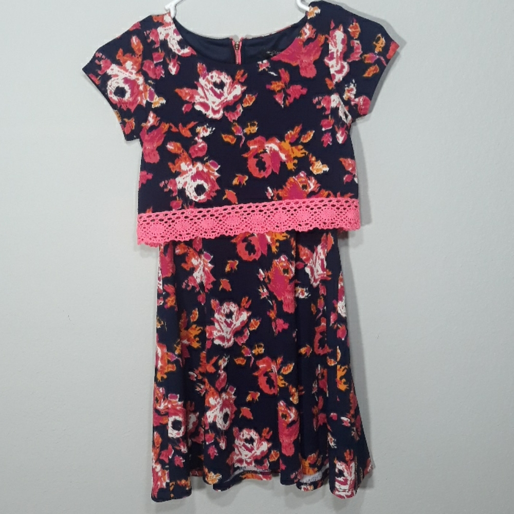 xtraordinary floral dress .